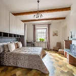 Viola By Interhome