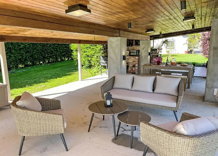 Viola By Interhome